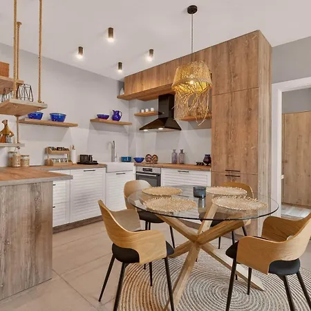 公寓 Breezy Boho 2bd With Sea View - Chayka By Flat Mаnаger 瓦爾納