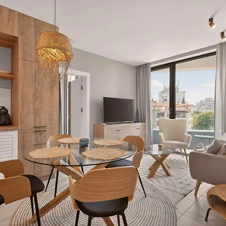 아파트 Breezy Boho 2bd With Sea View - Chayka By Flat Mаnаger